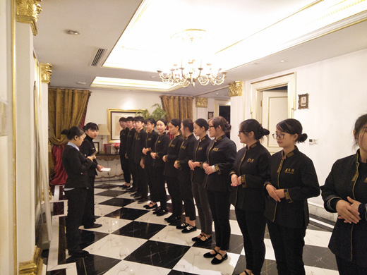 走進酒店學餐飲--16級酒店管理專業的綜合實訓課